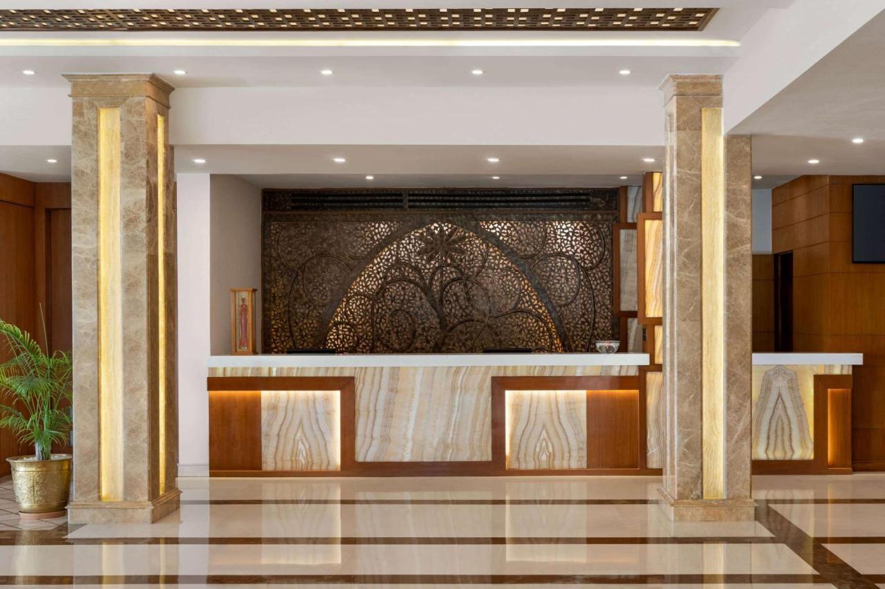 Ramada By Wyndham Varanasi Katesar Chandauli Esterno foto