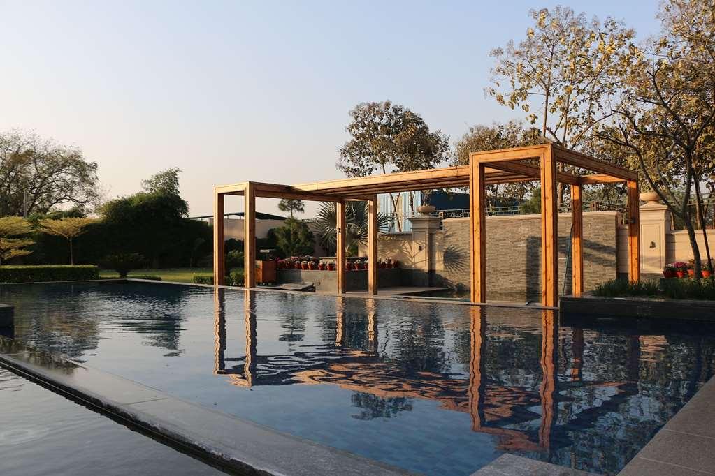 Ramada By Wyndham Varanasi Katesar Chandauli Servizi foto