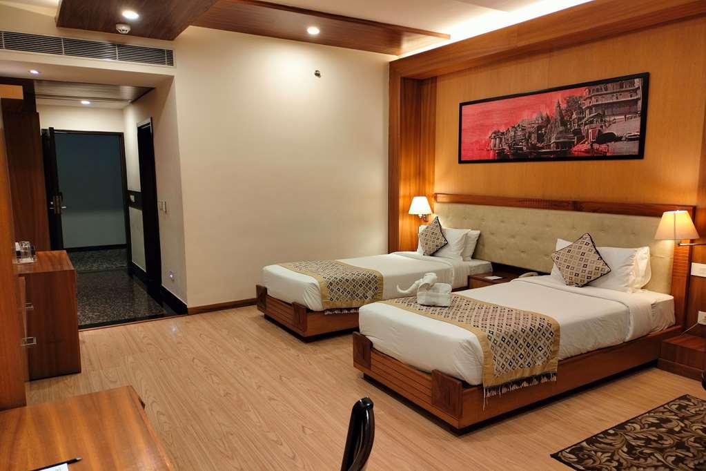 Ramada By Wyndham Varanasi Katesar Chandauli Camera foto