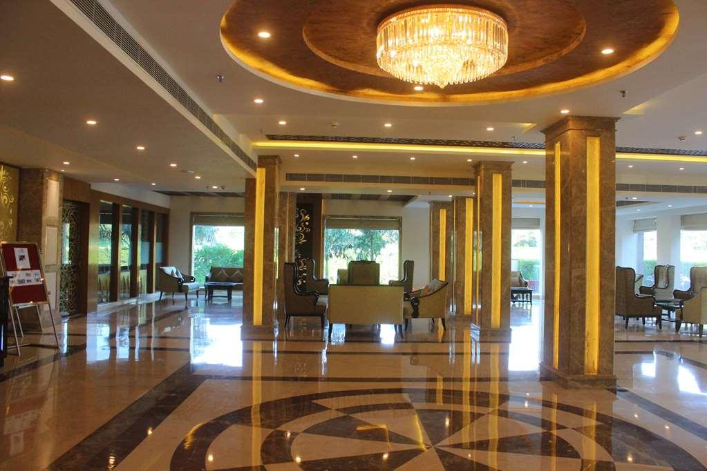 Ramada By Wyndham Varanasi Katesar Chandauli Interno foto