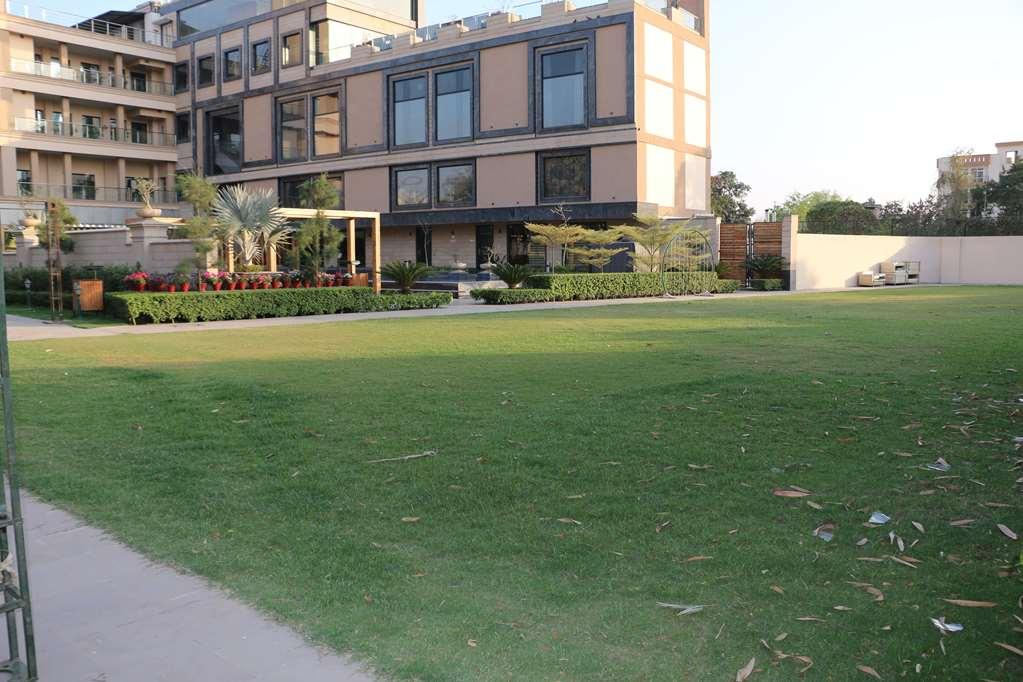 Ramada By Wyndham Varanasi Katesar Chandauli Servizi foto
