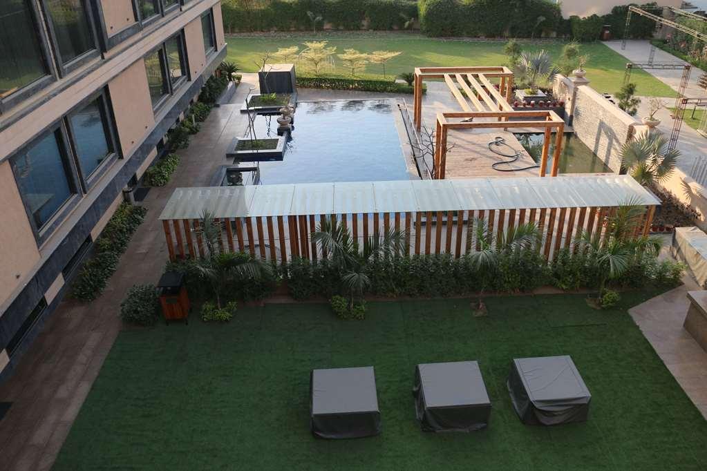 Ramada By Wyndham Varanasi Katesar Chandauli Servizi foto